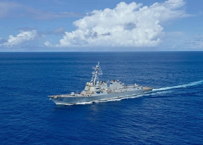 Militer AS Mulai Operasi Kawal Kapal-Kapal di Selat Hormuz lewat 'Project Freedom', Iran Beri Peringatan Keras