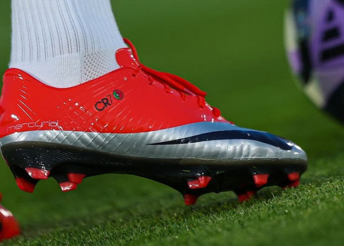 Di Balik Kontroversi Cristiano Ronaldo, Kerja Keras CR7 Jadi Alasan Tetap Dihormati Dunia Sepak Bola