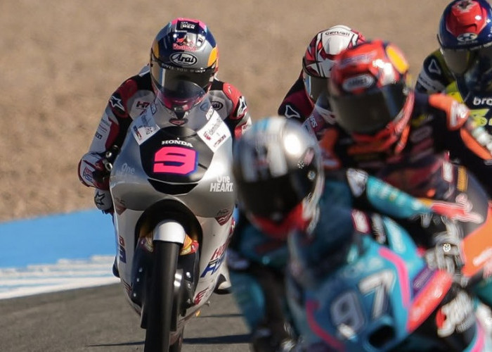 Rival yang Paling Sering Berduel dengan Veda Ega Pratama di Moto3 2026, Siapa Saja?