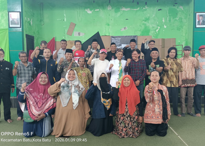 Puluhan Penyair Jatim Baca Puisi di Haul ke-16 Gus Dur di Kota Batu