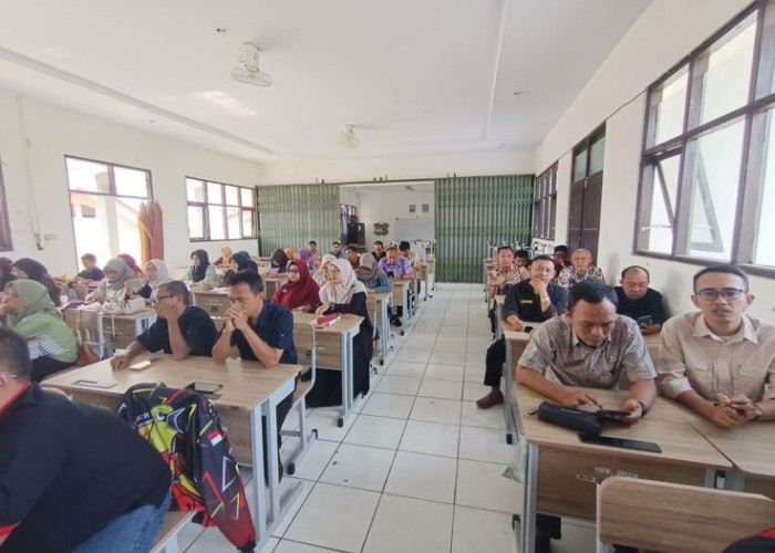 Disdikbud Kota Malang Dorong Peran Ayah lewat Program GEMAR saat Pengambilan Rapor