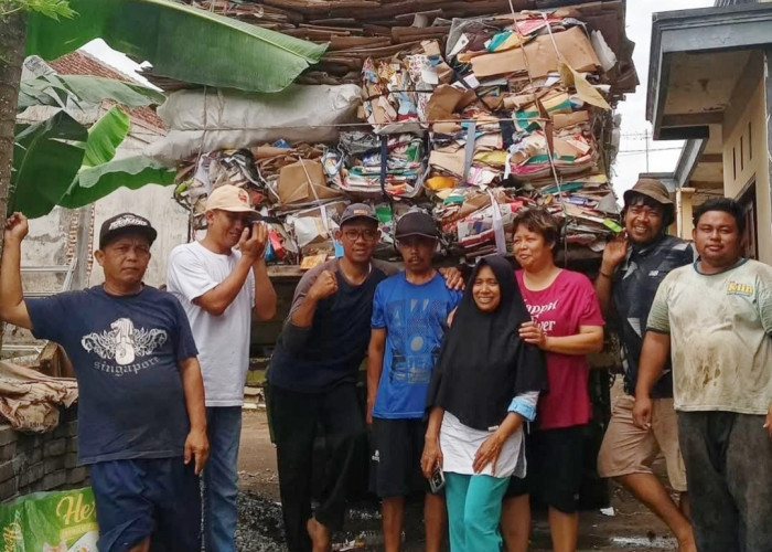 Komunitas Tempe Sabar, dari Peduli Sampah hingga Sedekah untuk Sesama