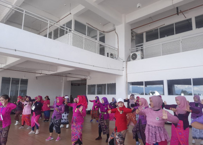 Latihan Perdana Senam Kebaya Berkeris di MCC Sudah Beri Tanda-Tanda Pertunjukkan Bakal Meriah