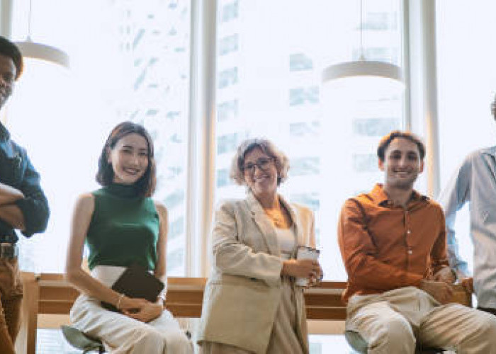 Hari Kesetaraan Kerja Internasional 11 Januari, Refleksi Global Mewujudkan Dunia Kerja Adil dan Inklusif