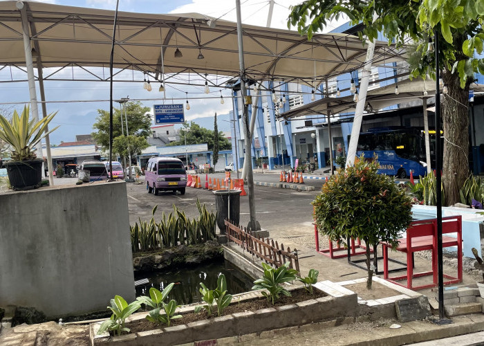 Terminal Kota Batu Sepi Senin Sore, Kondisi Biasa pada Hari Kerja