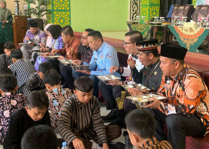 Uji Coba MBG Prasmanan di MIN 2 Malang: Menu Lebih Variatif, Jam Belajar Berpotensi Bertambah