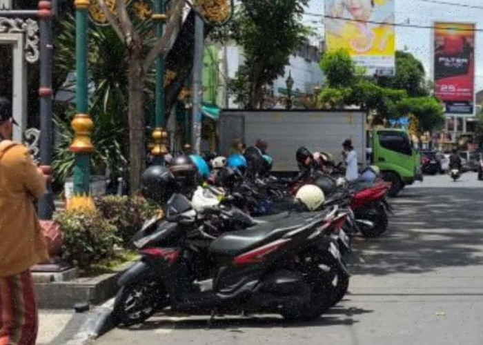 Ramadan Ubah Peta Keramaian, Omzet Parkir Kayutangan Turun di Bawah Rp1,5 Juta