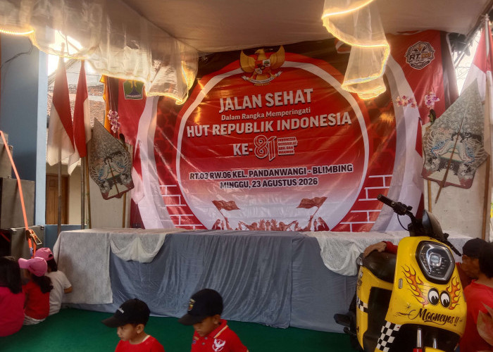 Jalan Sehat HUT RI RT 03 Pandanwangi Meriah, Warga Berebut Door Prize Sepeda Listrik