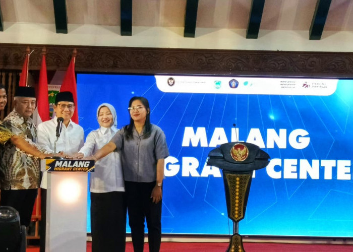 Malang Migrant Center Diluncurkan, Muhaimin: PMI Harus Didampingi dari Berangkat hingga Pulang