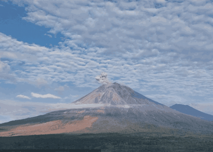 Gunung Semeru Paling Sering Erupsi di Indonesia, 2.812 Kali dalam Setahun, Mengapa?