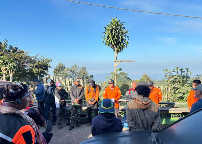 Pendaki 18 Tahun Terpelosok di Jurang Semeru, Tim Rescue Tambahan Diberangkatkan