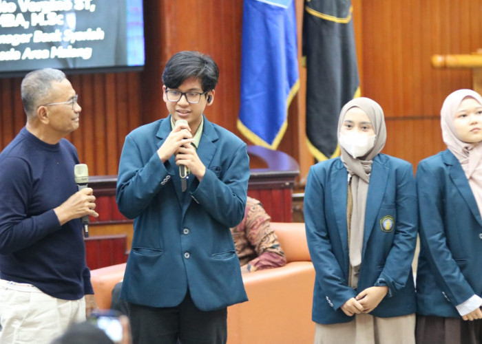 Literasi Keuangan Jadi Sorotan, Dahlan Iskan Hadir dalam Special Talks di Universitas Brawijaya
