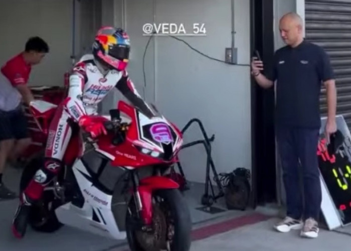 Veda Ega Pratama Jalani Latihan di Mandalika, Sesi Terhenti karena Kendala Motor Jelang Moto3 Inggris 2026