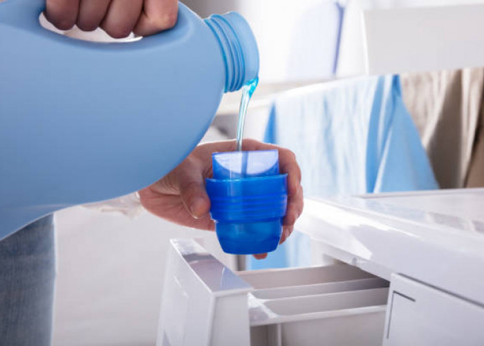 Pakaian Segar Selalu! Ini 9 Rekomendasi Deterjen Anti-Bakteri yang Efektif Cegah Bau Apek