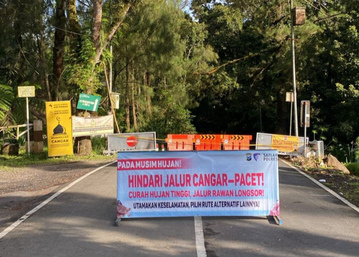 Sudah 8 Hari, Jalur Batu-Mojokerto lewat Cangar Masih Ditutup