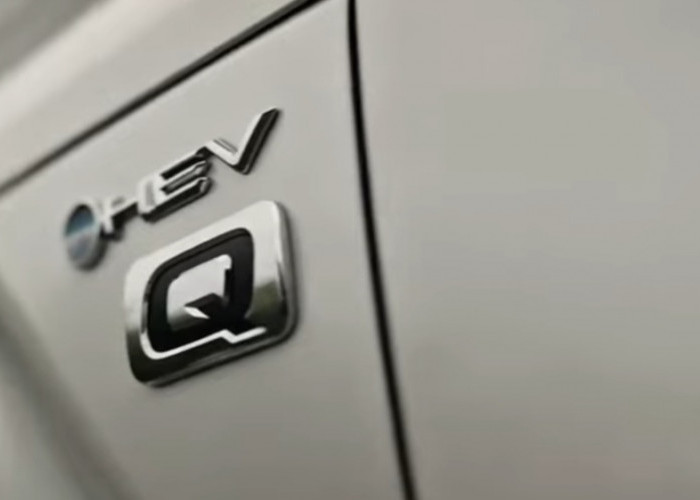 BYD M6 DM Lebih Irit, Tapi Selisih Harga Bikin Hitungannya Tak Sesederhana Itu