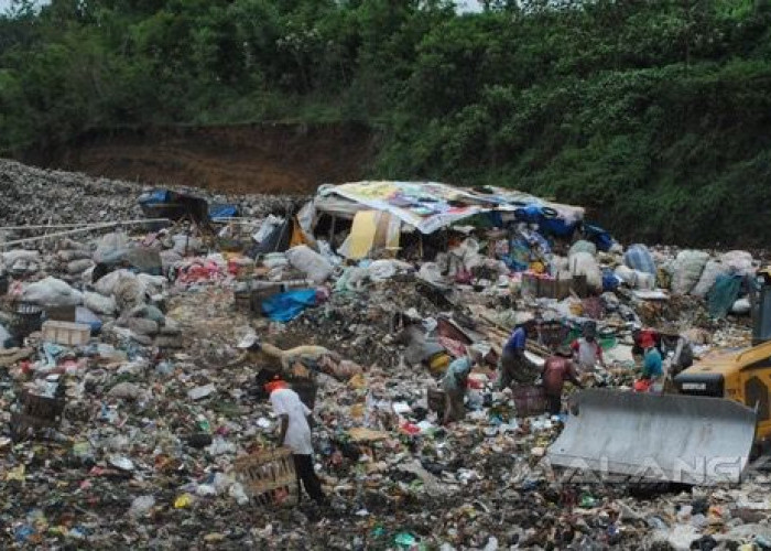 KLH Warning TPA di Indonesia Overload 2028, TPA Supit Urang Kota Malang Jadi Sorotan