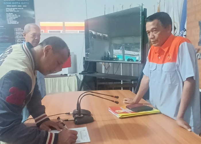 Nurochman Masuk Bursa Ketua KONI Kota Batu, Tantang Gaib Sampurno