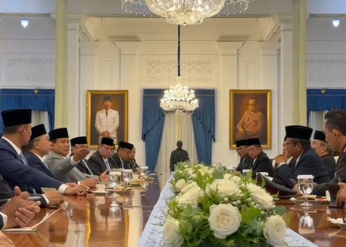 Lantik Komisi Reformasi Polri lalu Beri Arahan, Prabowo: Lakukan Kajian dan Beri Presiden Rekomendasi  