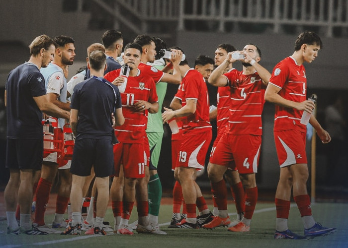 John Herdman Disorot! Shayne Pattynama Protes Jordi Amat, Kekalahan Timnas Indonesia Picu Amarah Suporter