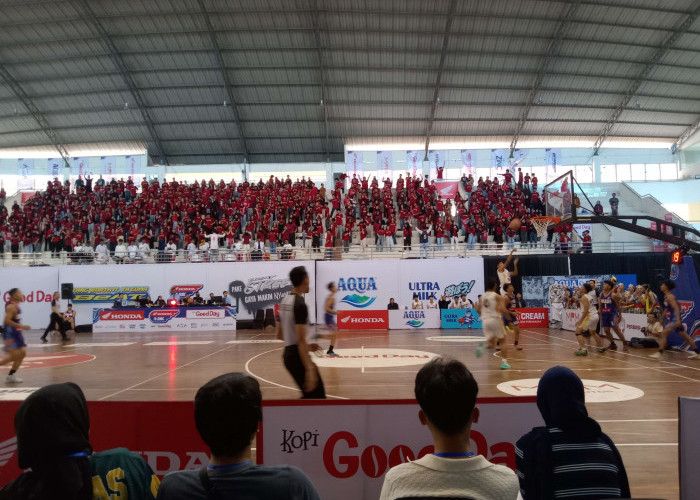 Hasil DBL Malang 15 Agustus: Smansa menang 36-25, Smasa Blitar 42-26, Al-Izzah Batu menang 18-7. Simak jadwal 