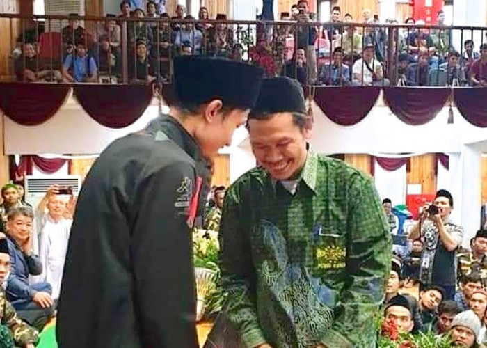 Gus Baha: Islam Tidak Bergantung pada Satu Tokoh, Allah yang Menjaganya