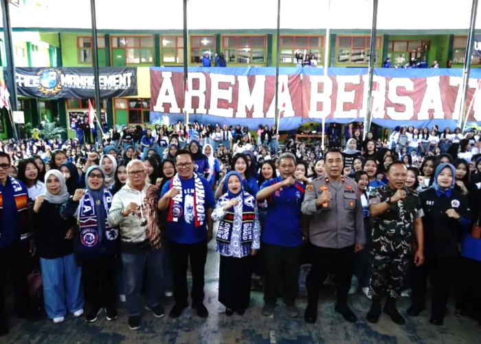 HUT ke-39 Arema di SMKN 1 Turen, Wabup Malang Ajak Pelajar Jadi Pelaku Perubahan