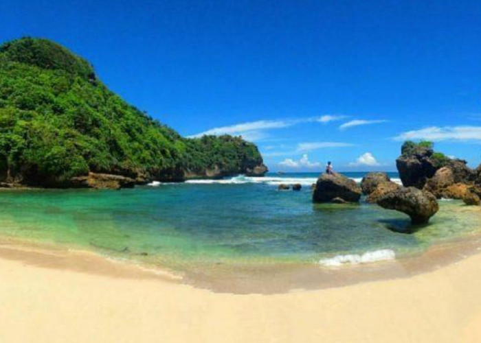 9 Pantai Paling Indah di Malang Selatan, Surga Tersembunyi yang Wajib Masuk Wishlist Liburan