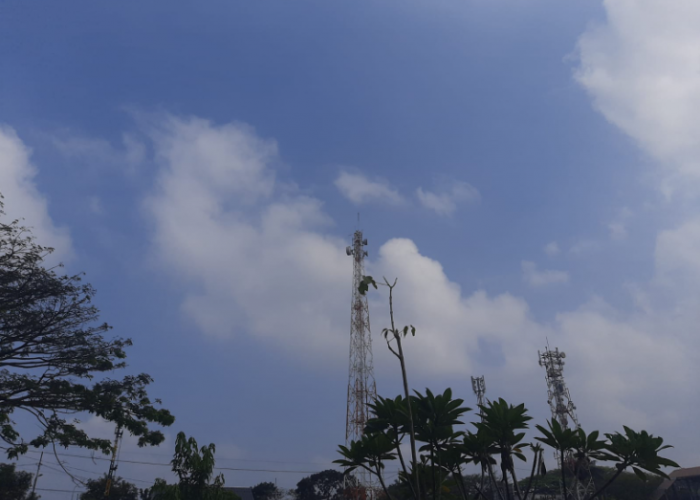 Menatap Langit Malang Raya: Dari Hangatnya Ultra Violet Kota Hingga 