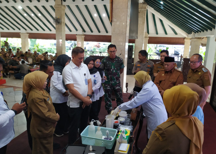 Staf Khusus KSP Cek Program MBG di Kabupaten Malang, Soroti Keamanan Makanan