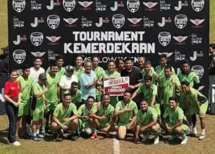Sejumlah Bintang Lawas Ramaikan Turnamen Kemerdekaan MS Glow, Kota Malang Jadi Juara