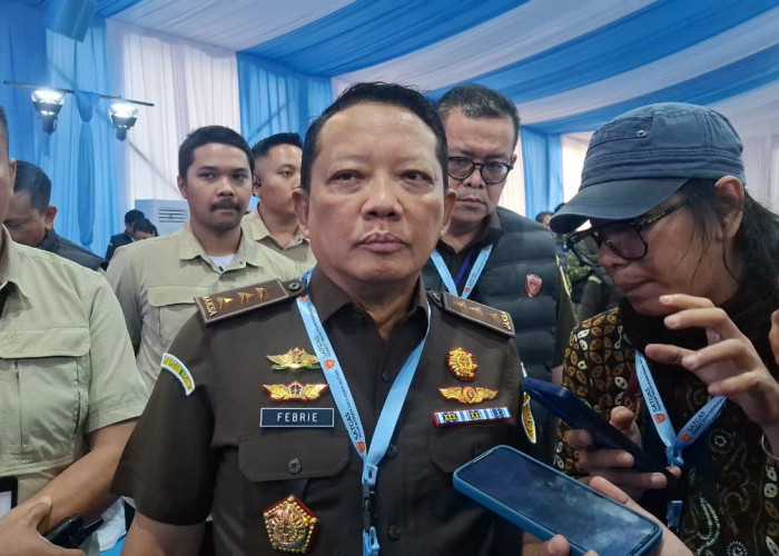 Kejagung Klaim Berhasil Lacak Raja Minyak Riza Chalid, Tidak Ungkap Posisi, Khatir Kabur Lagi