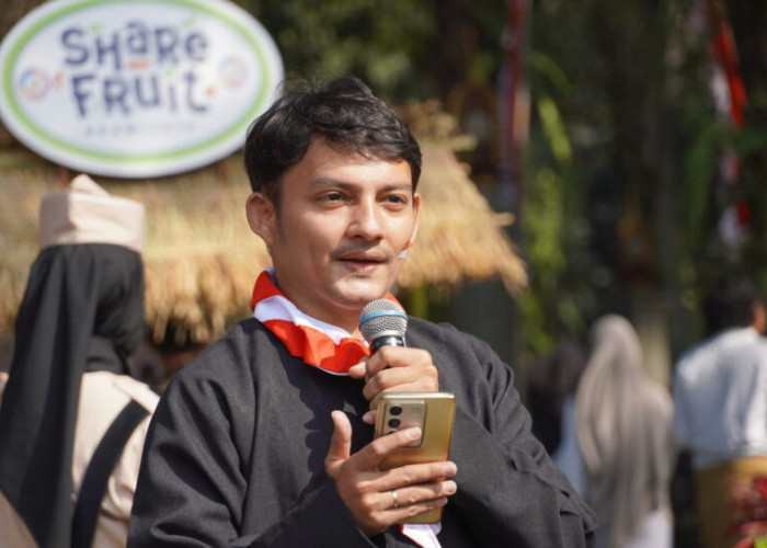 Bikin Meleleh sekaligus Kagum! Mahasiswa UB Asal Myanmar Ini Baca Puisi tentang Kemerdekaan Indonesia