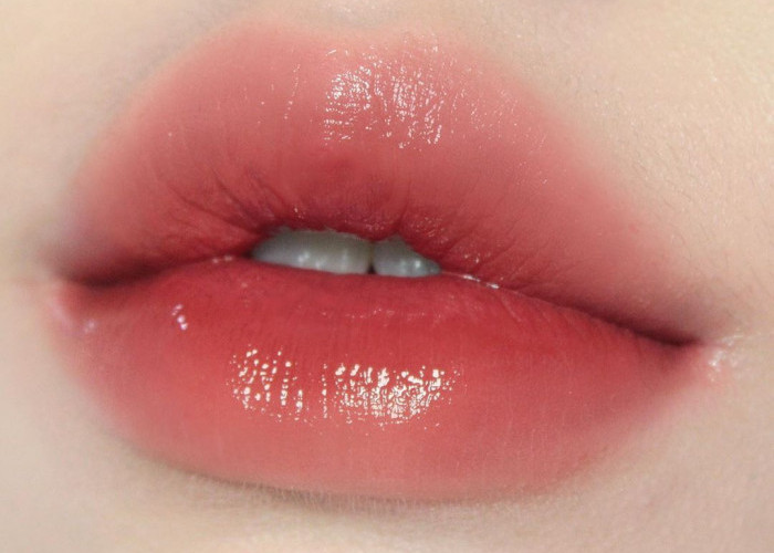 9 Rekomendasi Lip Products Lokal Terbaik 2025 yang Wajib Kamu Coba: Glossy, Matte, hingga Tint
