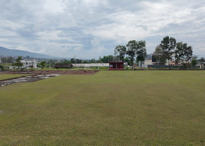 Pengerjaan Lapangan Sumberejo Molor karena Hujan