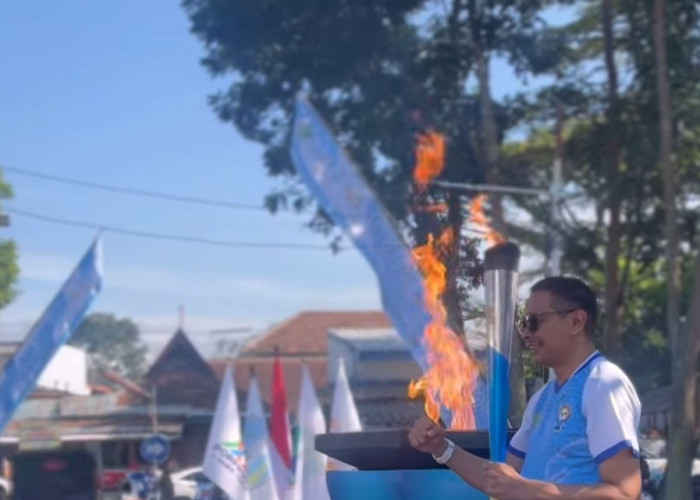 Wali Kota Malang Sambut Obor Porprov IX Jatim 2025, Serukan Semangat Sportivitas dan Kolaborasi Malang Raya