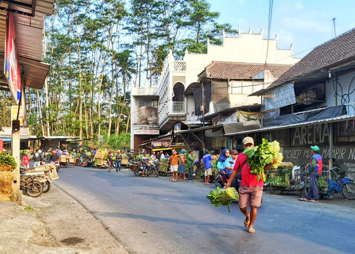 Harga Sayuran di Pasar Kedungboto Malang Naik, Transaksi Capai Rp100 Juta Sehari