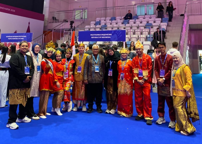 Mahasiswa UB Charles Leonard Moniaga Raih Emas Skor Sempurna 100 di Olimpiade Internasional Rusia