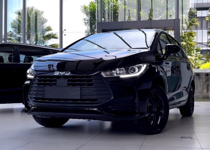 BYD M6 DM-i Classic Dynamic 2026 Dibongkar: Lebih Murah Rp60 Juta, Ini Bedanya dengan Tipe Cross