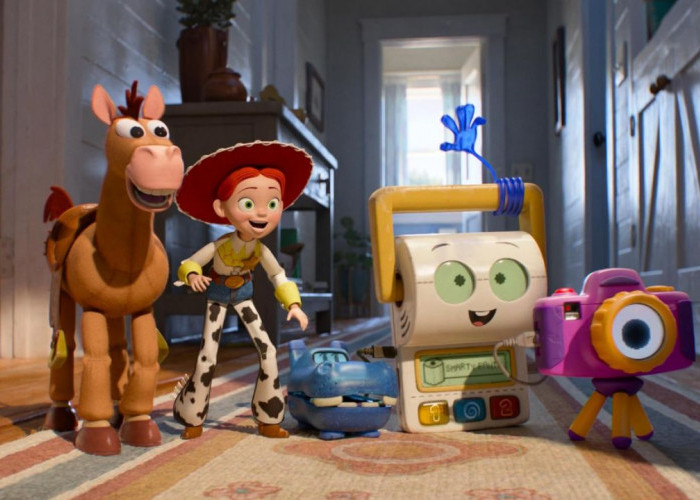 Toy Story 5 Tayang di Bioskop 17 Juni 2026,  Woody dan Buzz Terancam Punah oleh Layar Gadget!