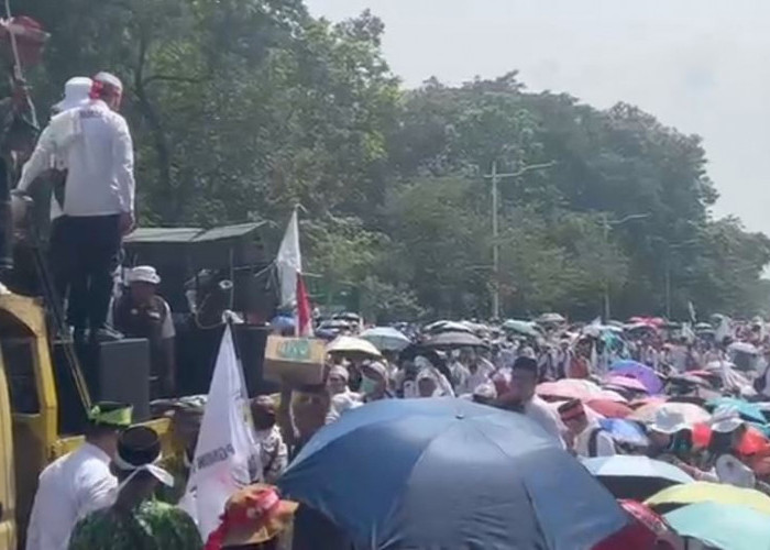 Ribuan Guru Madrasah Tuntut Kesetaraan: Mendapat Kuota Diangkat Jadi PPPK