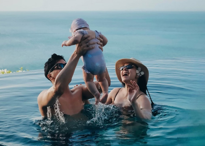 Wajah Baby Soso Terekam Vlog Maia Estianty, Alyssa Daguise Minta Privasi Putrinya Dihargai