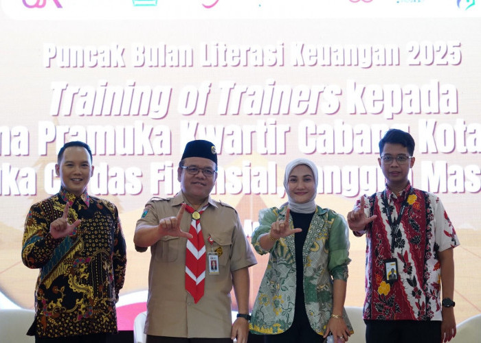 OJK Malang Latih Ratusan Pembina Pramuka Jadi Duta Literasi Keuangan