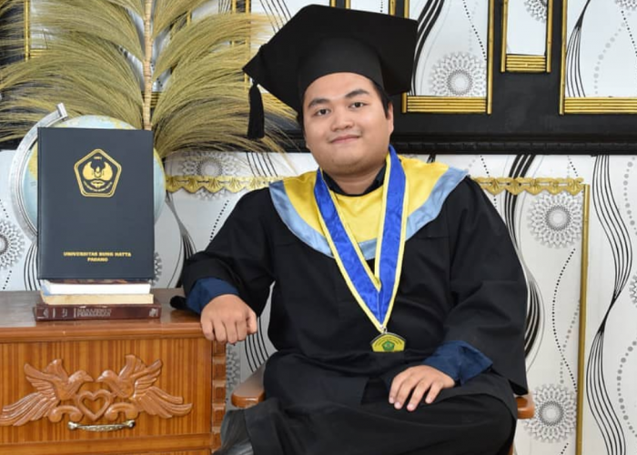 Yonanda Muhammad Taufiq Sarjana UBH! Calon Manajer Kopdes Merah Putih yang Meninggal saat Latsarmil 