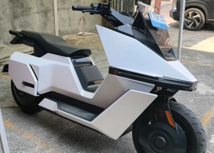 Motor Listrik Omo X Smart Meluncur di Indonesia, Usung Radar dan Suspensi Double Wishbone