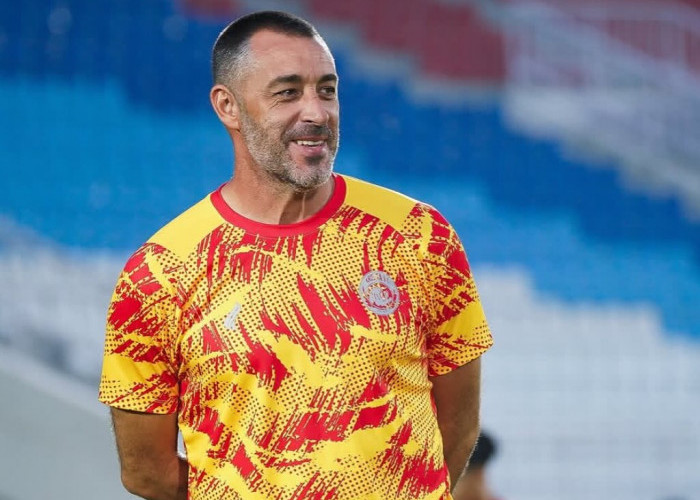 Pelatih Arema Sebut Laga Amal sebagai Bentuk Penghormatan bagi Korban Tragedi Kanjuruhan dan Keluarganya