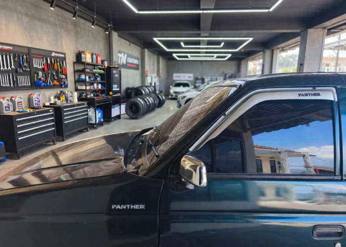7 Tips Merawat Kaca Mobil agar Tetap Bening, Bebas Jamur dan Retak