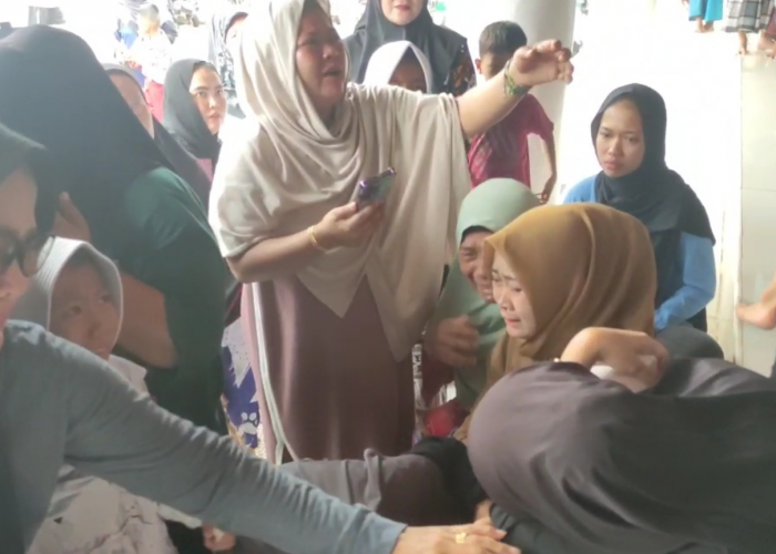Jenazah Surakman Tiba di Rumah Duka Setelah 17 Hari, ABK Arupadatu I Dipulangkan