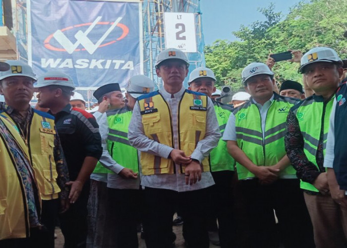 Tinjau Pembangunan Ponpes Al Khoziny, AHY: Sudah 50 Persen, Ada Masjid 4 Lantai, Kelas, dan Asrama