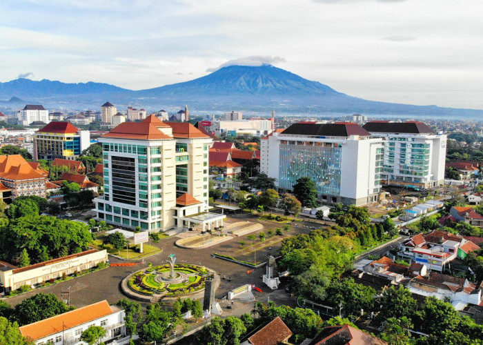 Wisuda Periode 128 UM, Nilai Sempurna Juga Diraih Lulusan Pasca Sarjana 